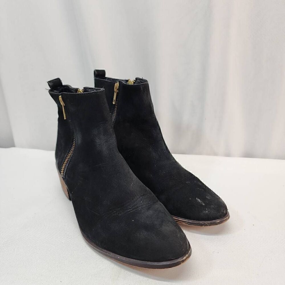 Steve Madden Size 9 Black Suede Leather Size Zipper Ankle Bootie